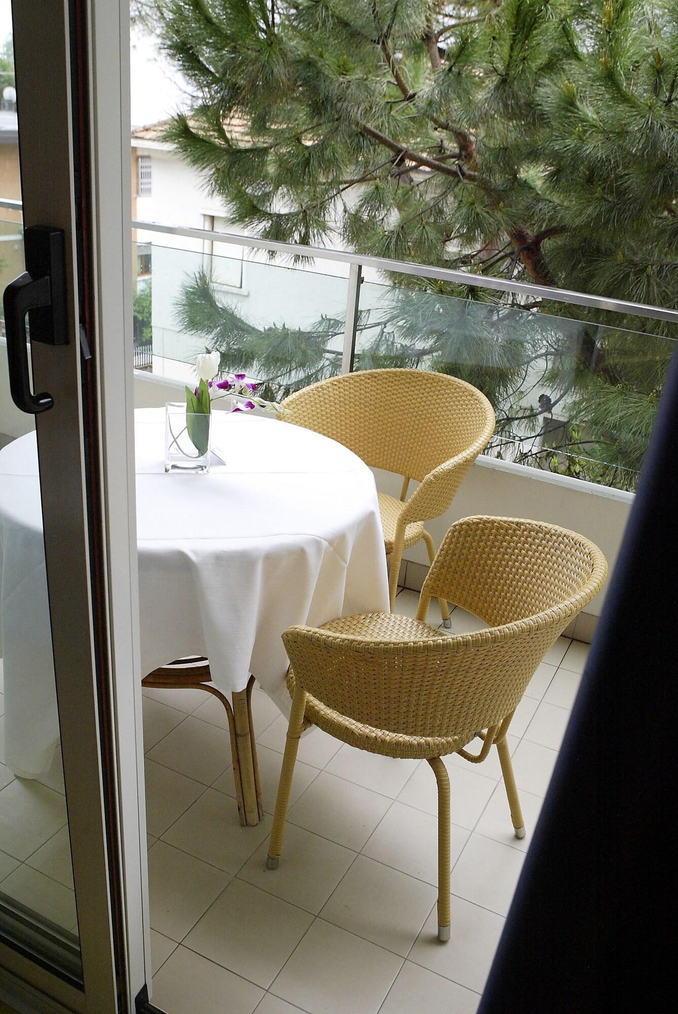 Hotel Luxor Rimini Bagian luar foto